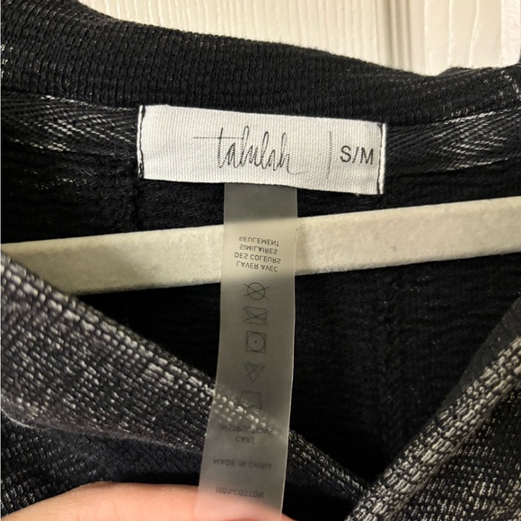 Talulah acid wash black high low sweatshirt - Picture 2 of 3